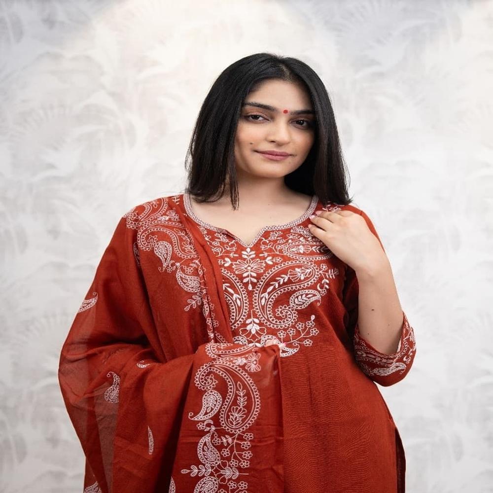 Kurti With Pant - Feature: Washable