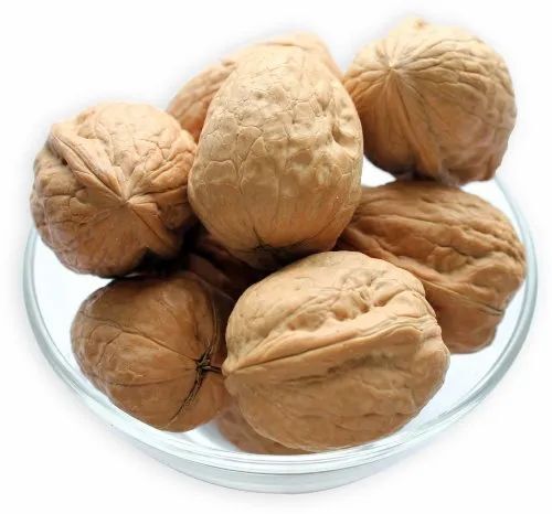 ऑर्गेनिक इनशेल अखरोट जिसमें छिलका है