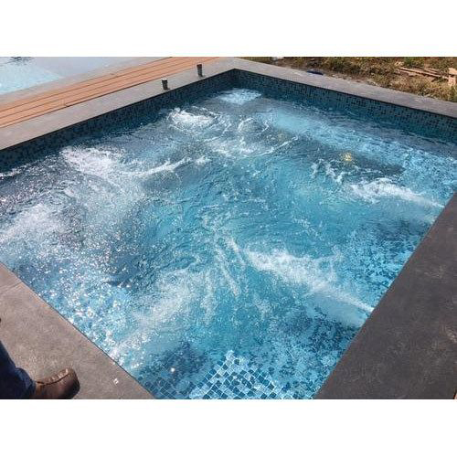 Outdoor Jacuzzi Bathtub - Color: White