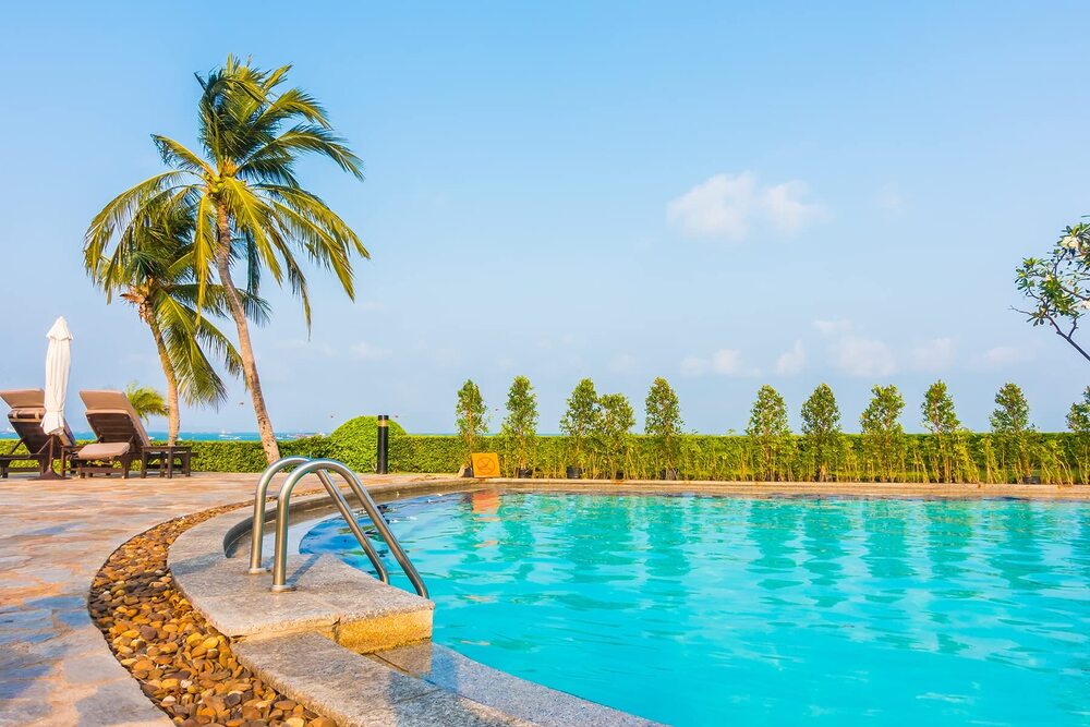 Swimming Pool - Color: Blue