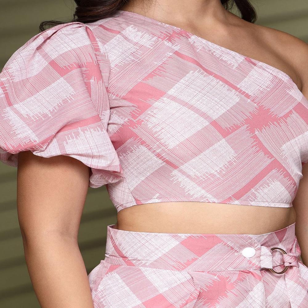 Printed Crepe Crop Top - Color: Pink