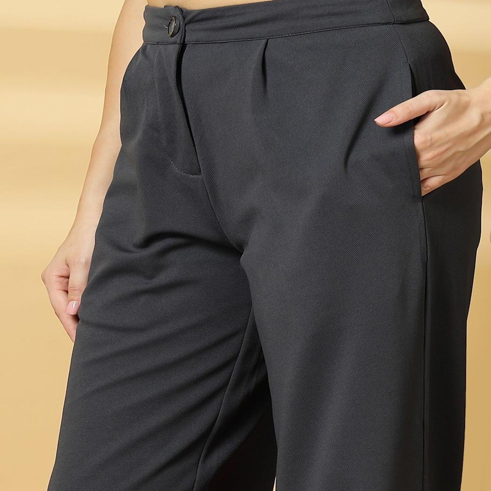Women Relaxed Pleated Trousers