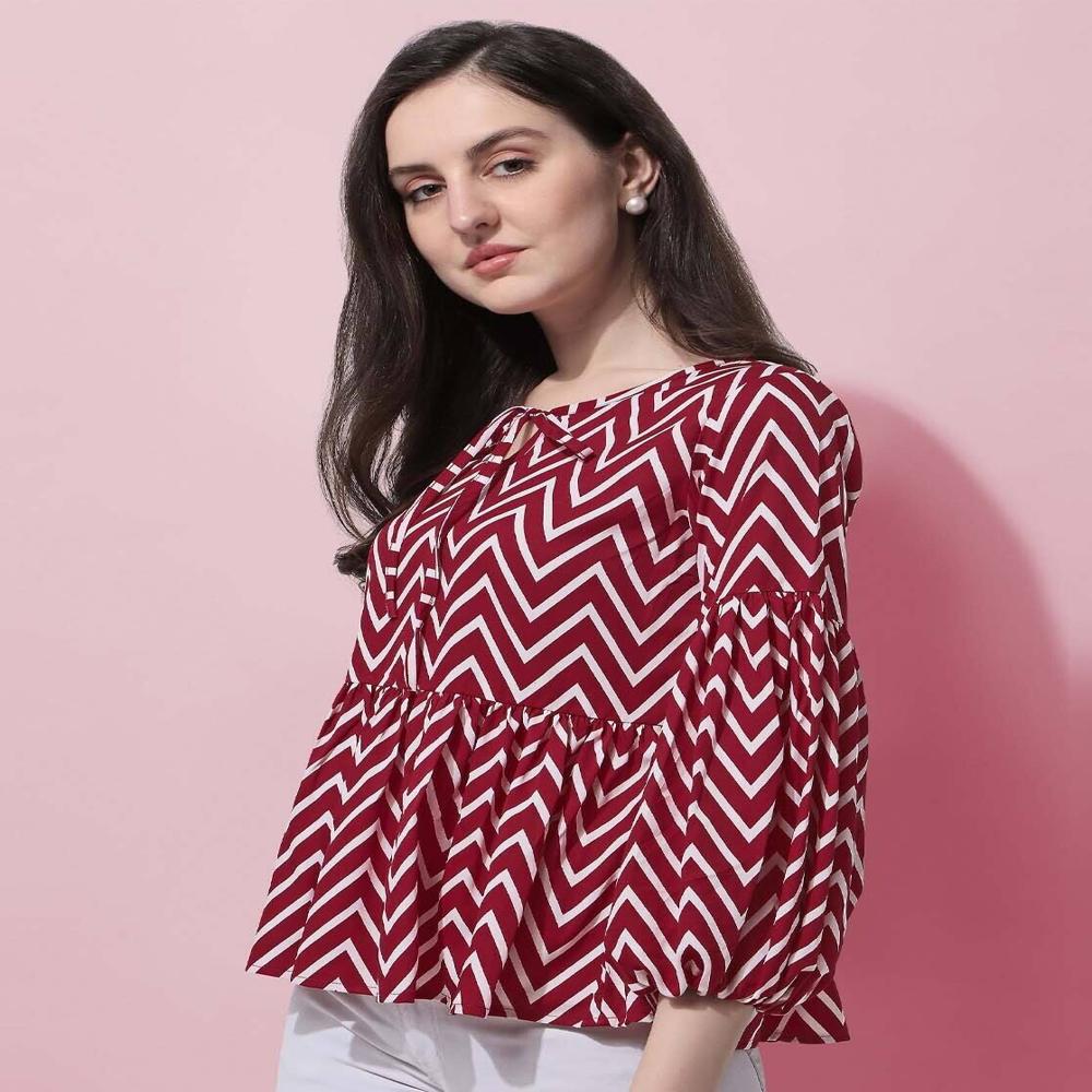 Chevrons Print Top With Tie-up Ne - Color: Red