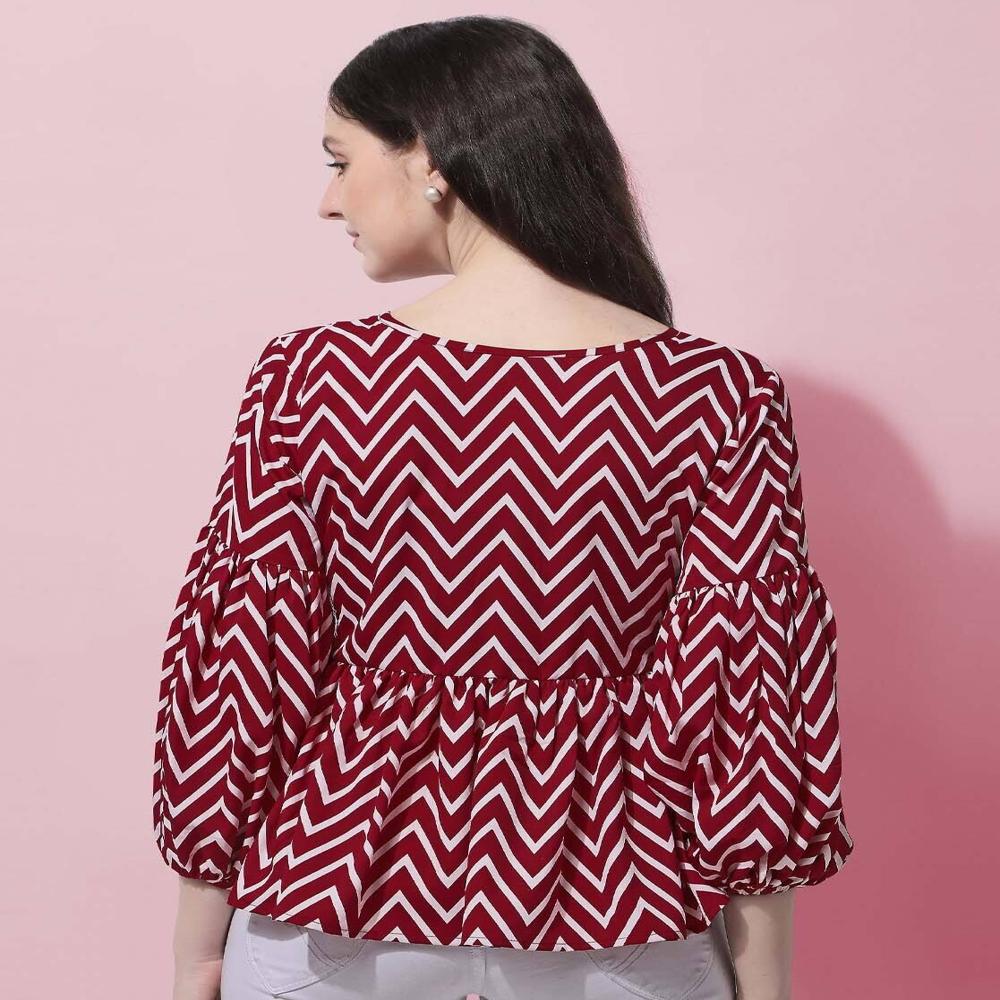 Chevrons Print Top With Tie-up Ne - Color: Red