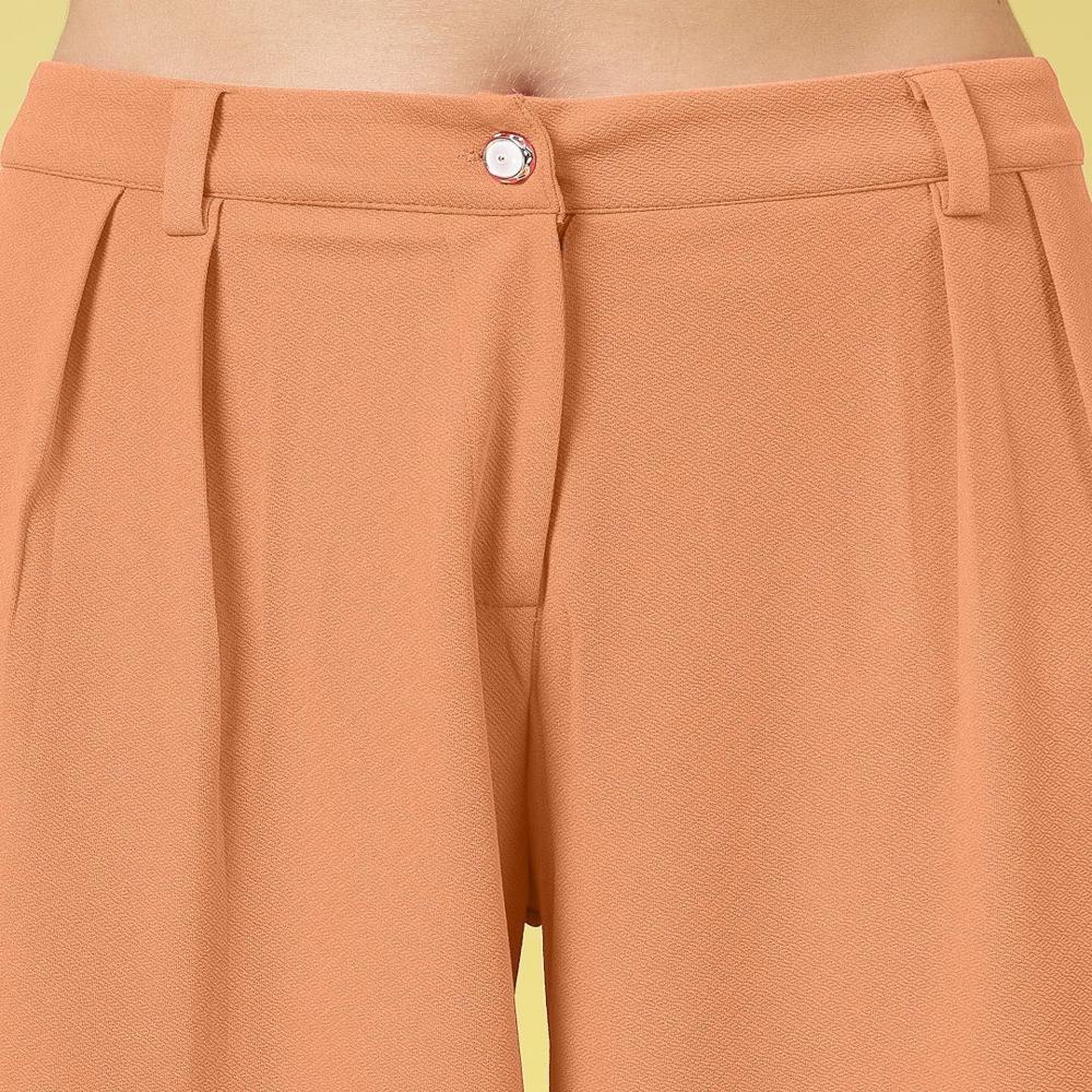 Relaxed Pleated Wide Leg