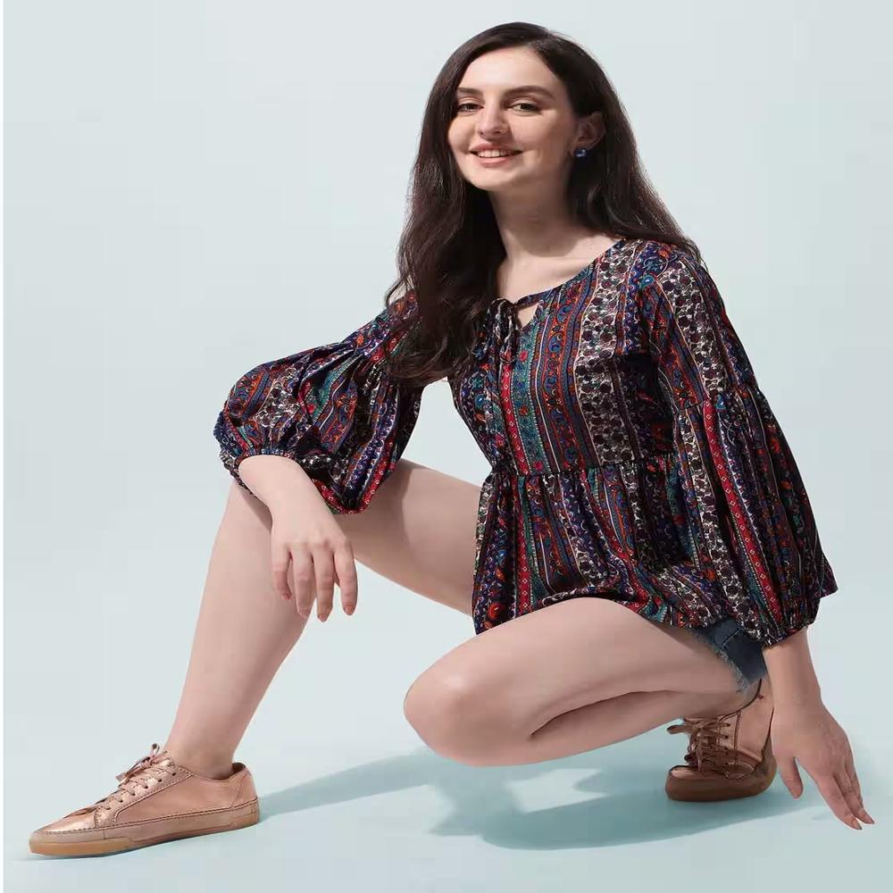 Women Top with Tie-Up Neck