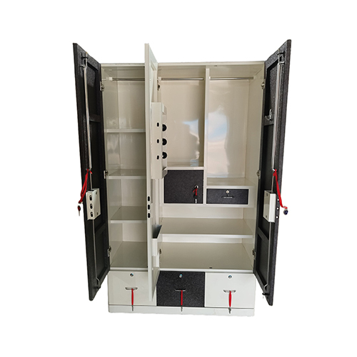 3 Door Classic Almirah