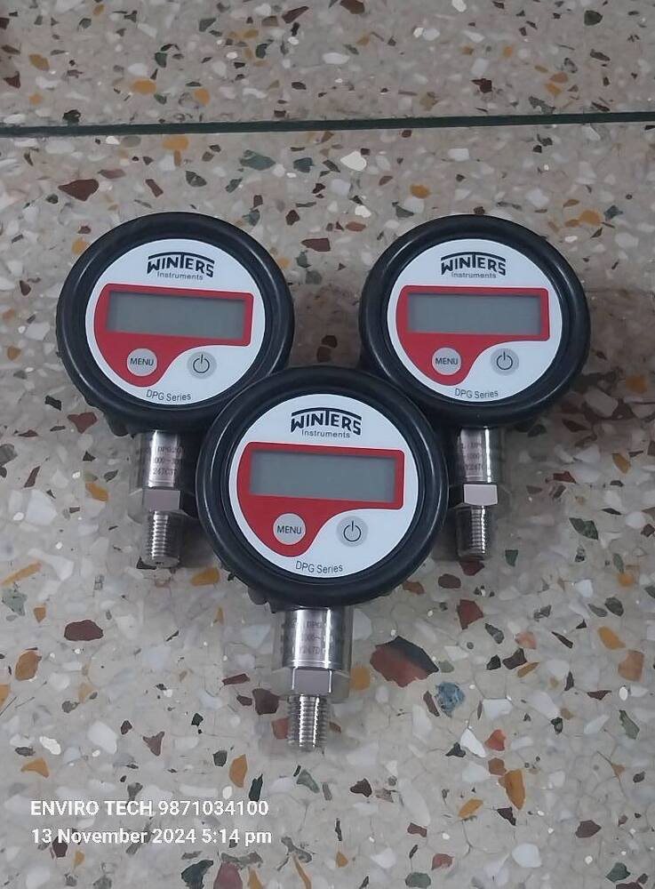 Winters Canada Digital Pressure Gauge MODEL - DPG221 RANGE - 0-2000 PSI