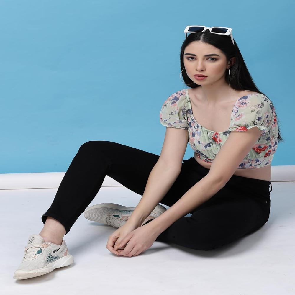 Women's Floral Fit Top , Puff Sleeve