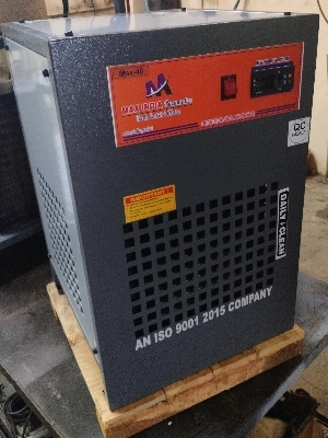 Refrigerated Air Dryer - Efficiency (%): 100 %