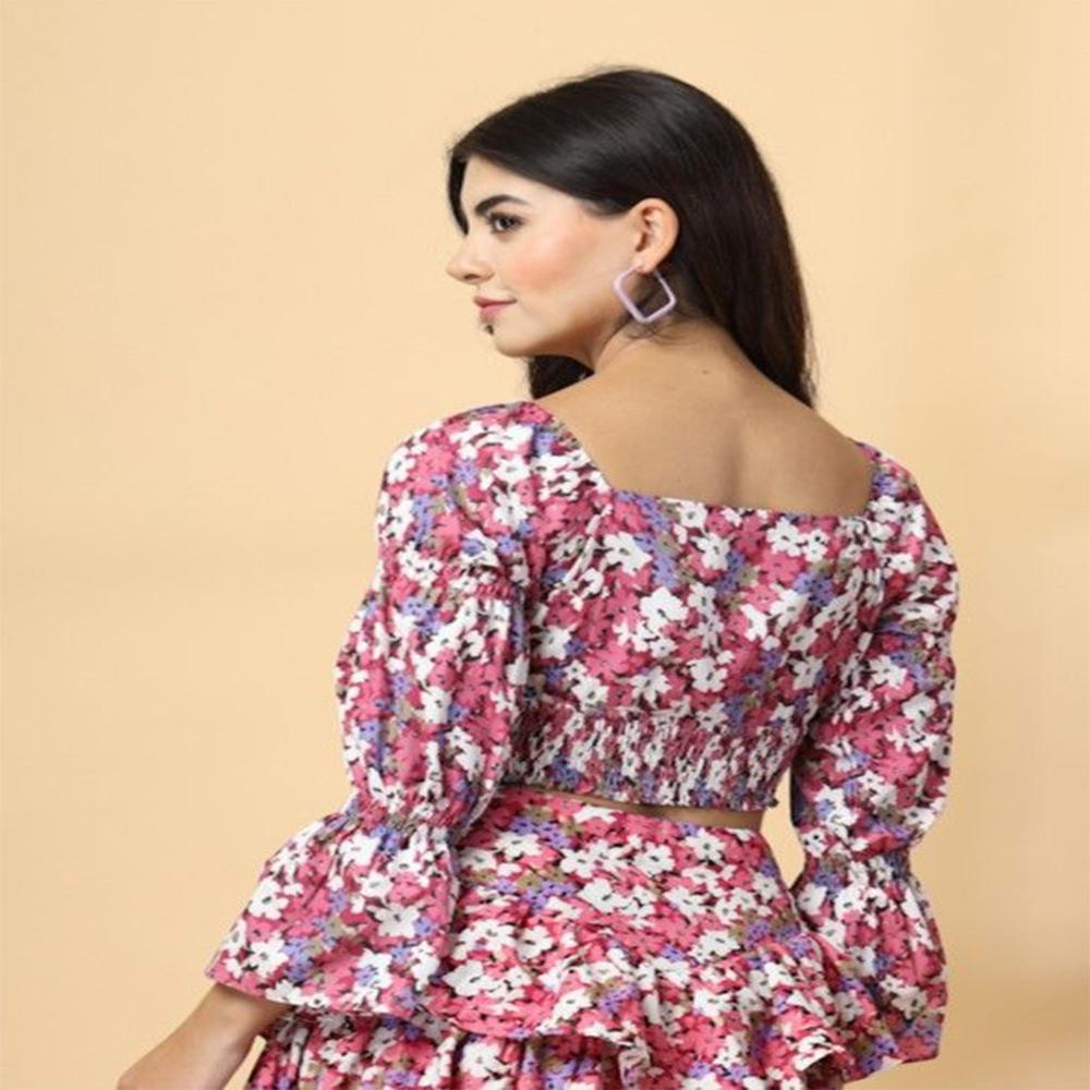 Floral Printed Crepe Fitted Crop Top