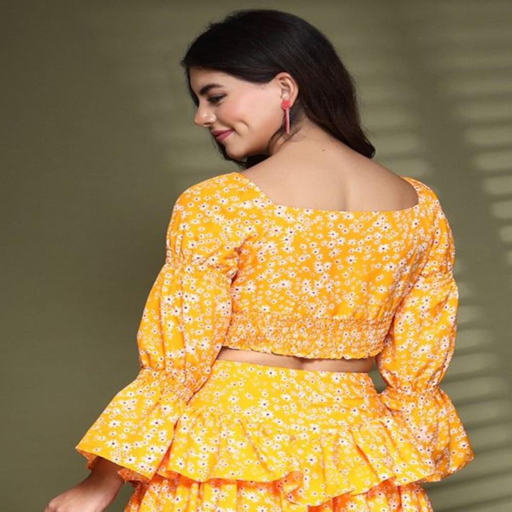 Floral Printed Gathered Tie-Ups Regular Crop Top