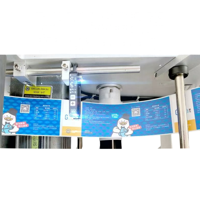 Semi Automatic Labeling Machine Scienceway - Application: Industrial