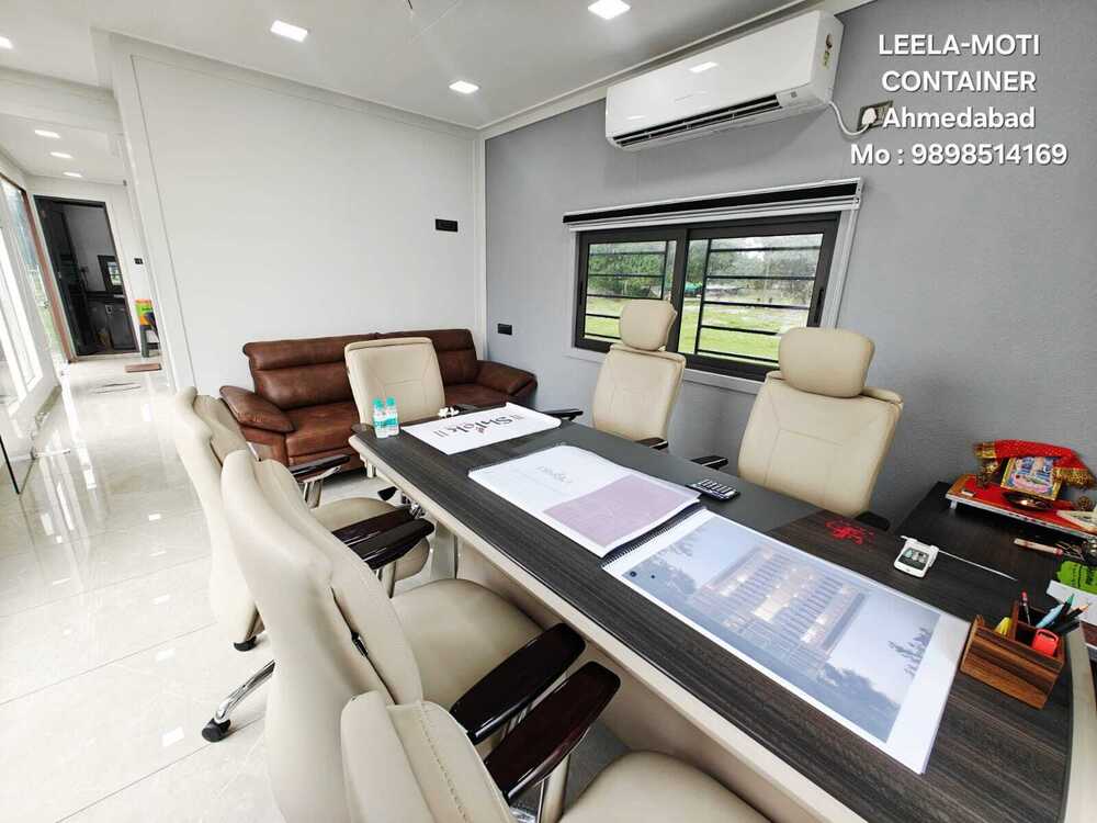 PREMIUM Portable office container with partition and Toilet/Pantry