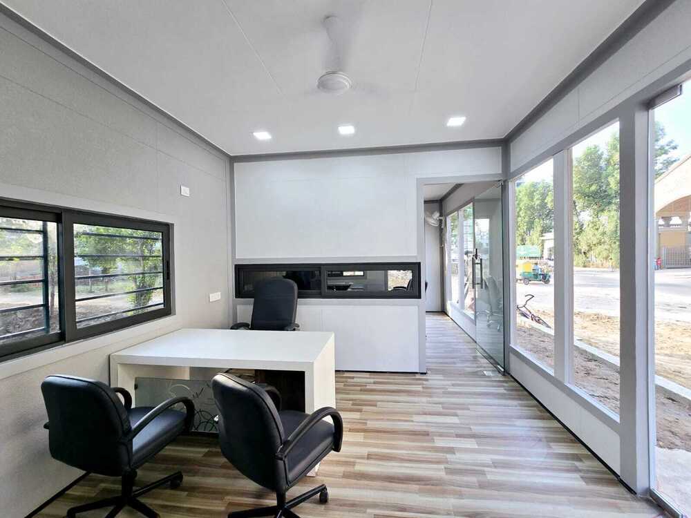 PREMIUM Portable office container with partition and Toilet/Pantry , Size : 30'/12'/9'