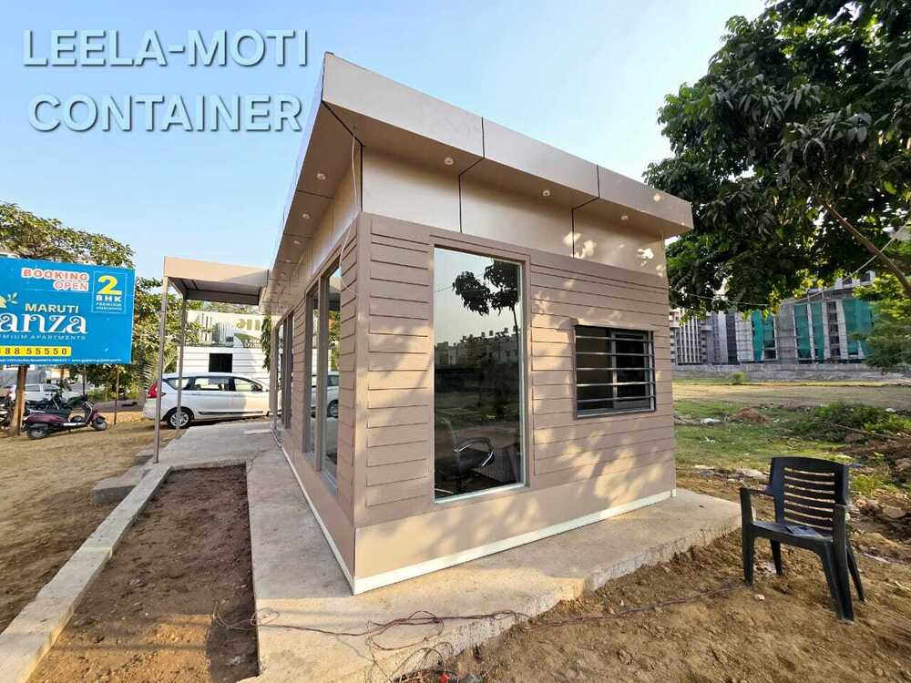 PREMIUM Portable office container with partition and Toilet/Pantry , Size : 30'/12'/9'