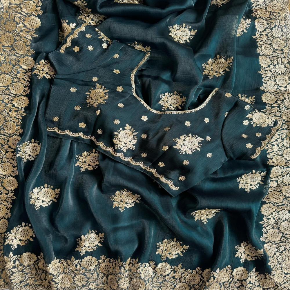 Exclusive Designer Women Saree - Color: Mor Pitch