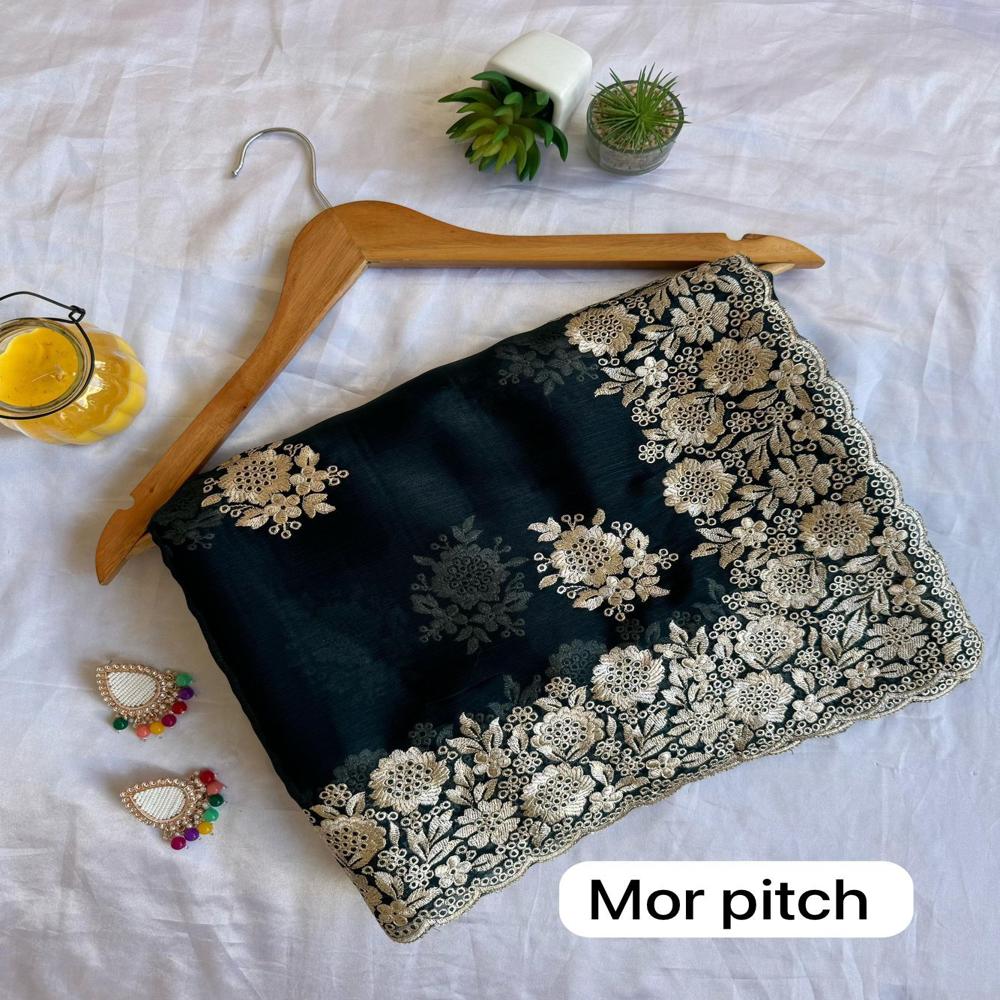 Exclusive Designer Women Saree - Color: Mor Pitch
