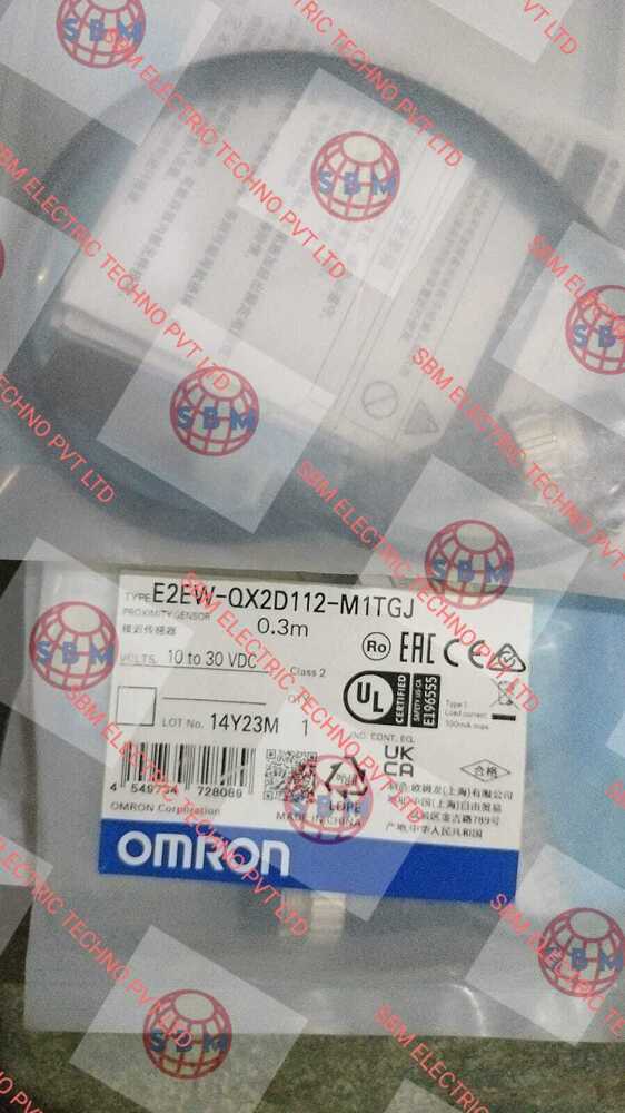 OMRON निकटता संवेदक 10 से 30VDC, E2EW-QX2D112-M1TGJ 0.3M,E2EW-X6B3T12-M1