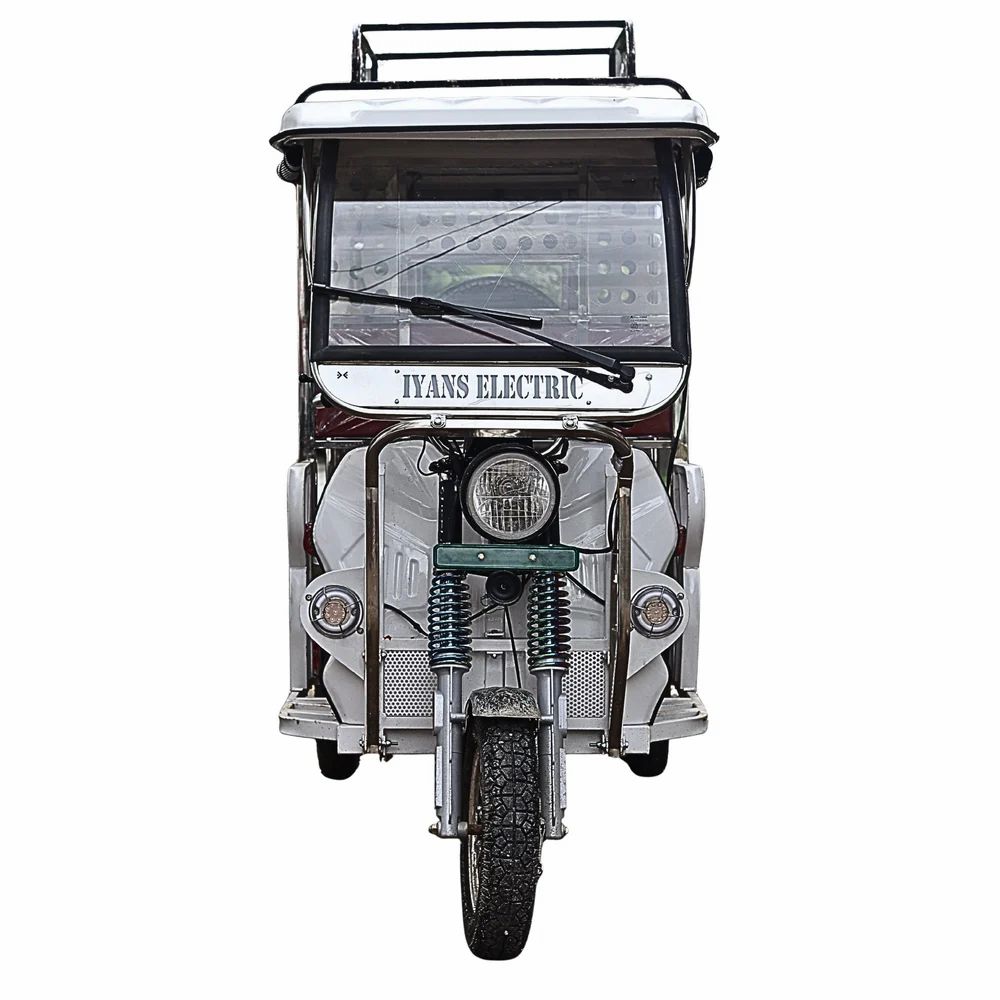 Electric Rickshaw Passenger Model - Battery Life: 5-6 Hours