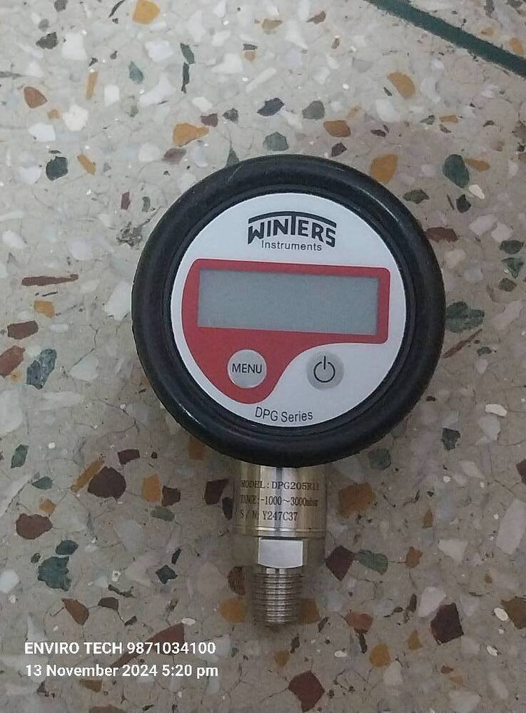 Winters Digital Pressure Gauge MODEL - DPG207R11 RANGE - 1 To 10 Bar