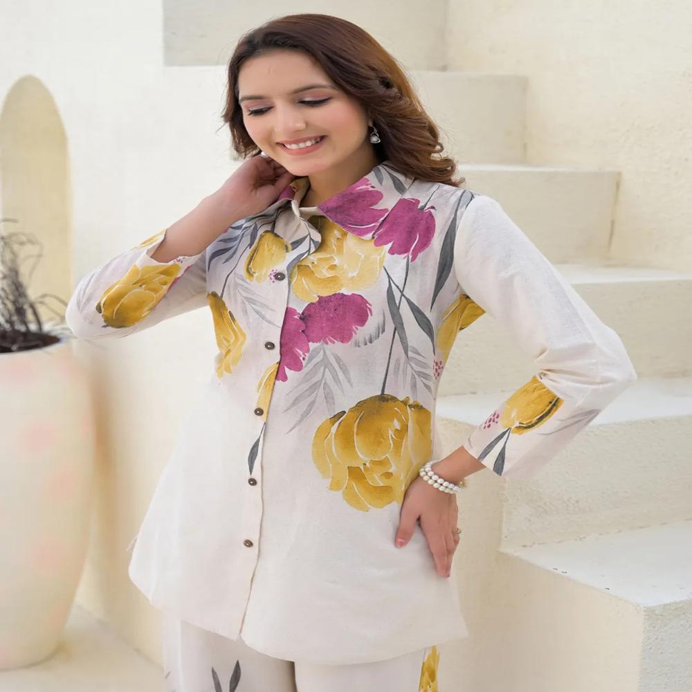 Curved Style Cotton Flex Fabric Off White Color Co-Ord Set