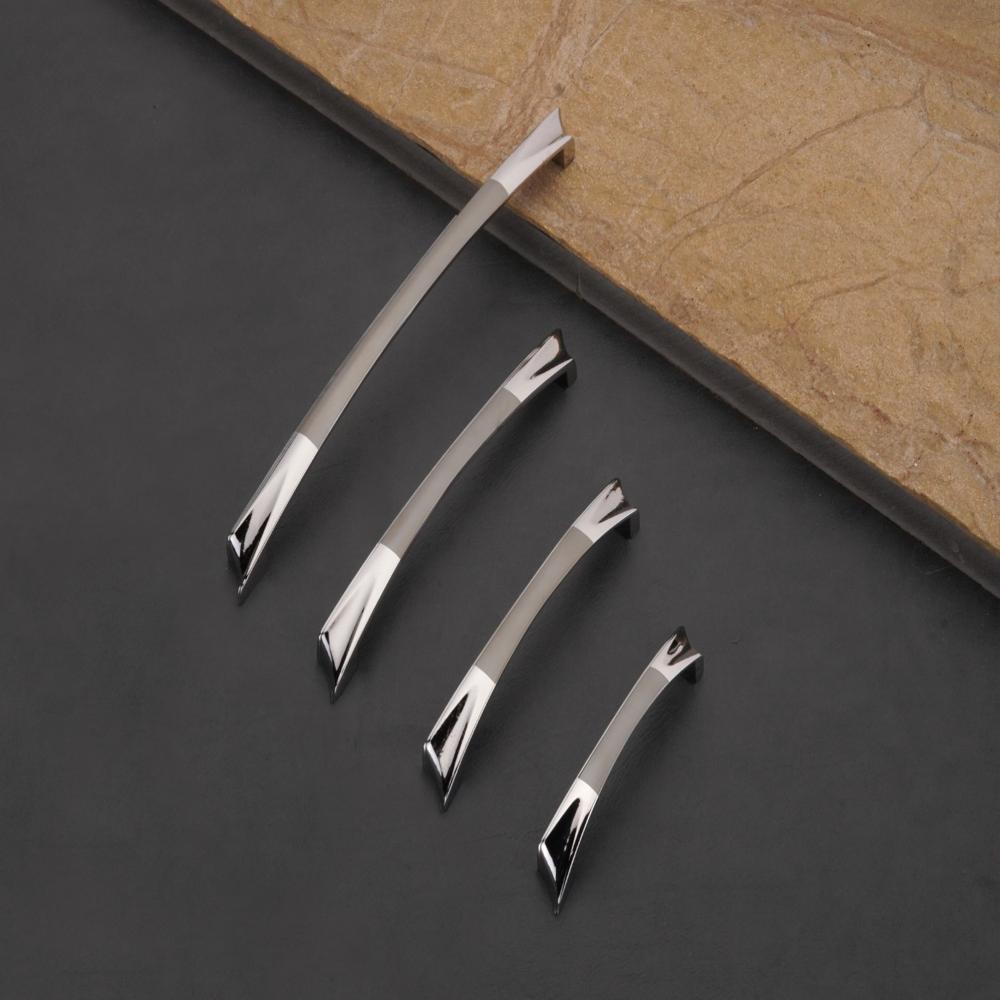 Zinc Cabinet Handle - Color: T T