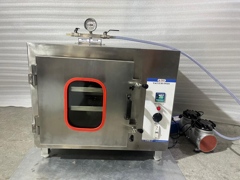 Digital Vacuum Oven - Heating Method: Specially Designed Heating Element That Eliminate Exposed Heaters Giving Smooth Chamber Surface.