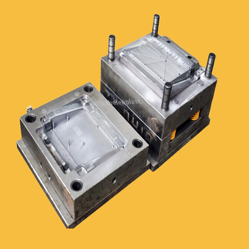 Injection Moulding Moulds - Color: Silver