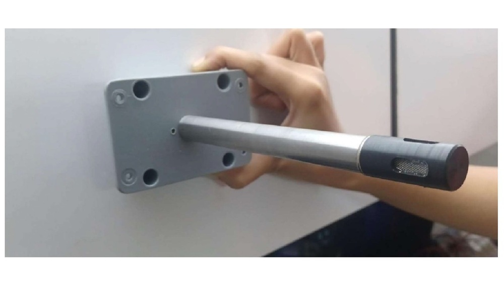 Temperature Humidity Transmitter - Color: Silver