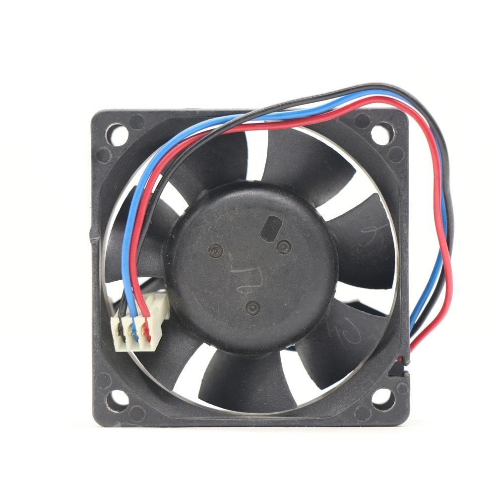 Delta AFB0605H AFB0605H-R00 6cm 60X60X25mm 5V DC 0.47A 15.4 CFM 4000RPM Double Ball Bearing Network Box USB Axial Cooling Fan