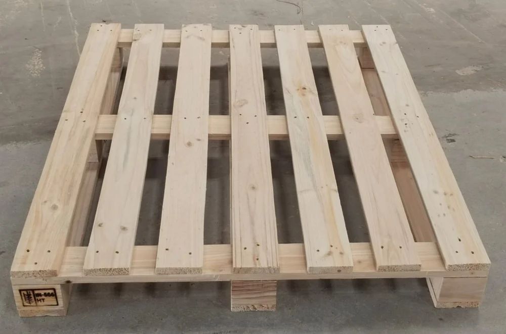 Two Way Pallets - Color: Brown