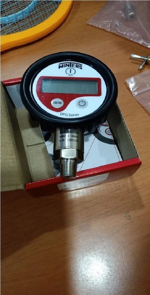 Winters Canada Digital Pressure Gauge MODEL - DPG205R11 RANGE  -1000 TO 3000 MBAR