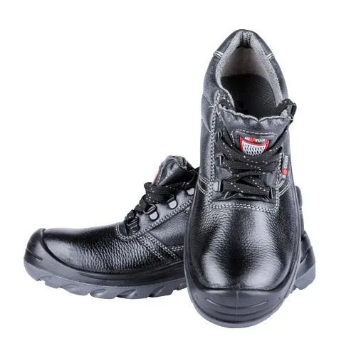 Hillson Low Ankle Leather Safety Shoe - Color: Black
