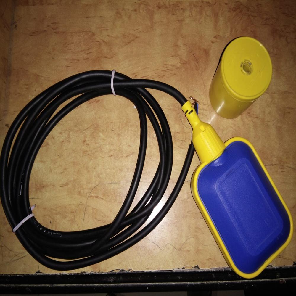 Top Mountain Magnetic Level Switch - Color: Sliver