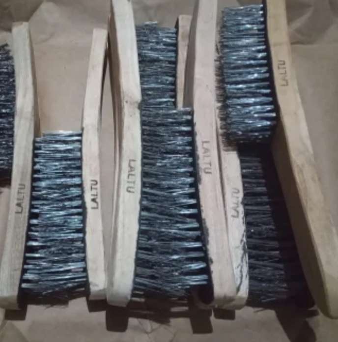 Wooden brush