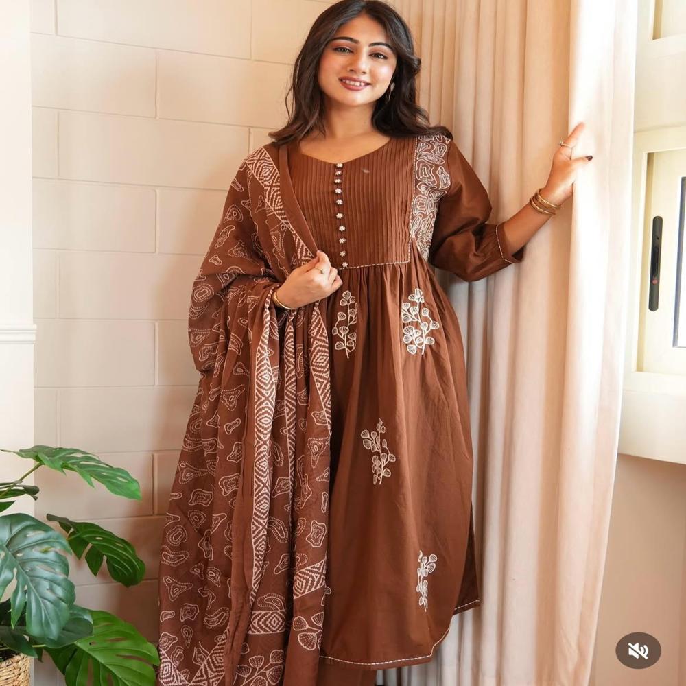 women wear