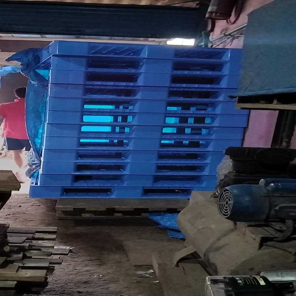 Plastic Pallets 43
