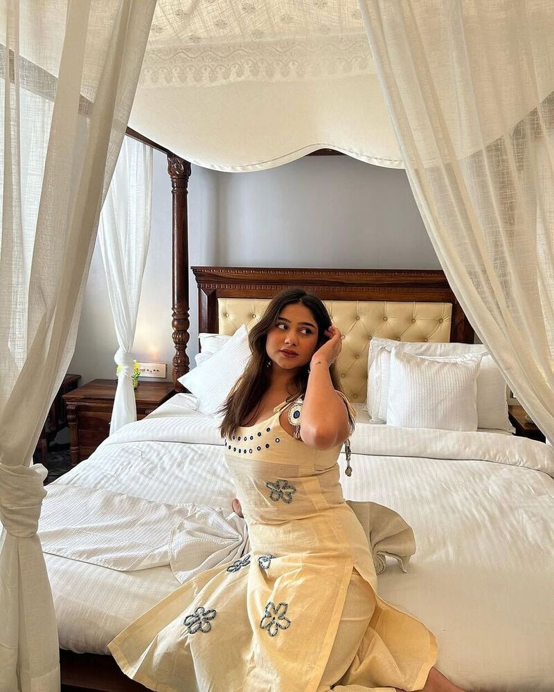 Heavy Suit Set - Bust Size: 44 Inch (In)