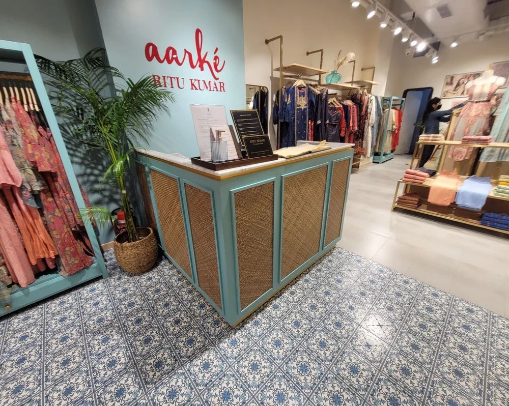 Checkout Billing Counter - Capacity: Requirement Based Kg