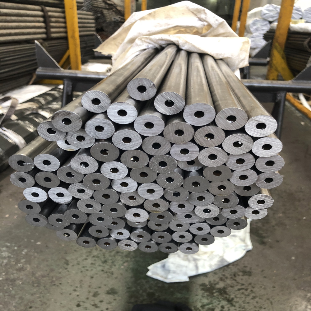 Oval shape seamless steel tube