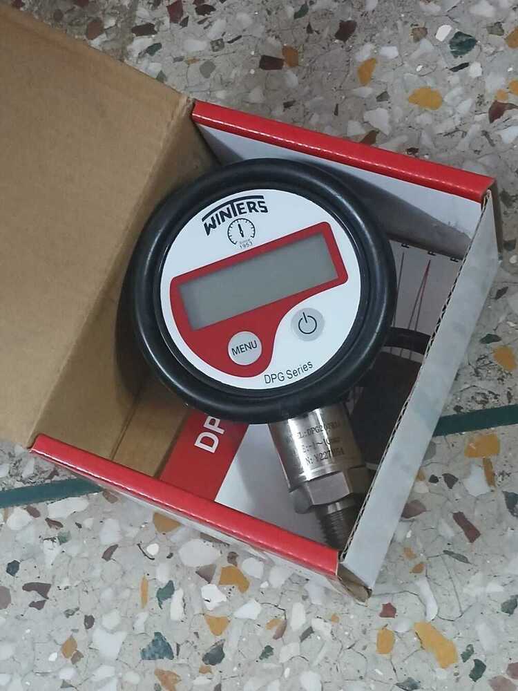 Digital Pressure Testing Gauge - Accuracy: A 0.5%