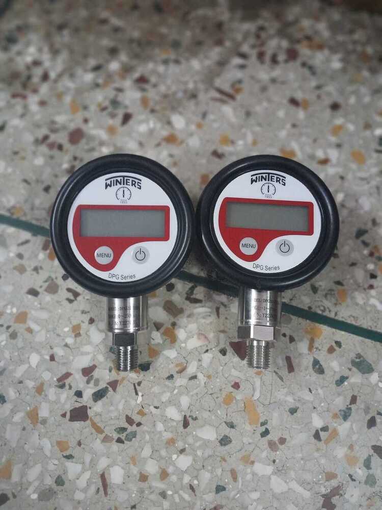 Digital Pressure Testing Gauge - Accuracy: A 0.5%