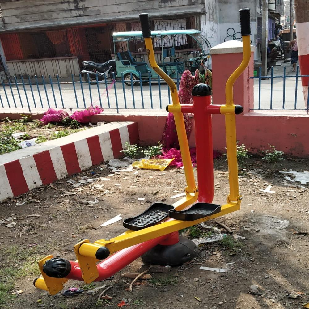 Single Cross Trainer - Color: Multicolour