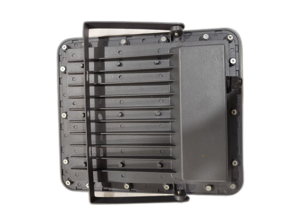 02_100W Led Flood Light Housing - Ip Rating: Ip65/66