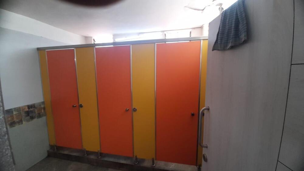 Cubicle Toilet Partition - Feature: High Quality