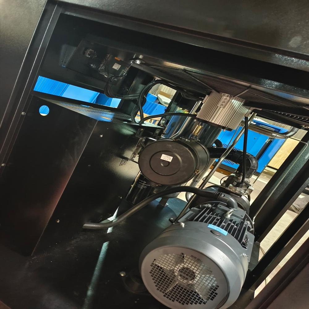 Electric Screw Air Compressor - Air Flow Capacity: 60 Cubic Feet Per Minute (Ft3/min)