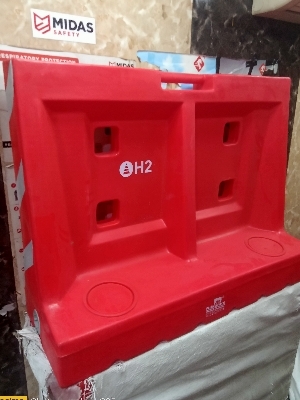 Water Barrier - Color: Red