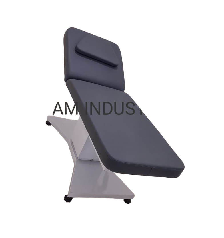 Clinic Electric Derma Bed - Color: Black