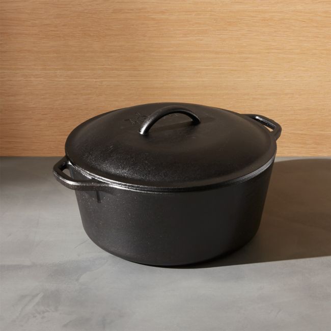 Cast Iron Dutch Oven - Design: Attractive